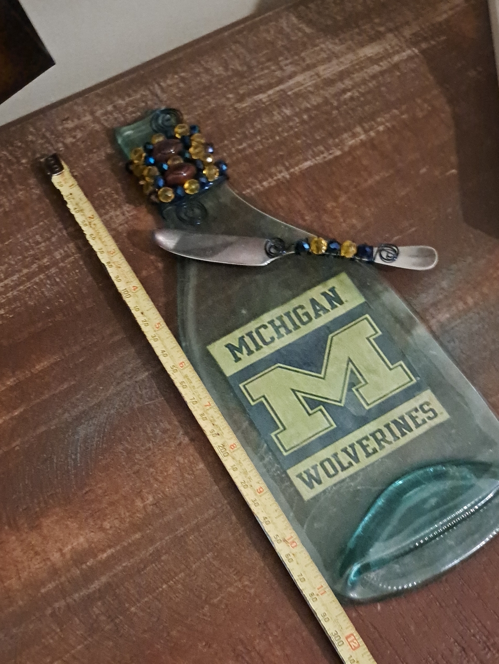 University of Michigan Wolverines Decorative Glass Bottle Charcuterie Board - Picture 4 of 5